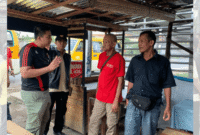 Pelaksana Tugas (PLT) Camat Kertapati, Ahmad Rifandi Putra, STTP., M.Si., turun langsung ke lapangan melalui program “Anti Mager” (Anti Malas Gerak), Sabtu pagi (31/5)