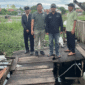 Sekcam dan Lurah kunjungi Jerambah kayu di RT 34 RW 07 Kel Kemang Agung