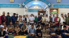 Gubernur Sumsel Bersama Plt Camat Kertapati dan Lurah Kemang Agung di Masjid Nurul Iman