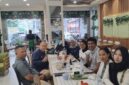Pertemuan silaturahmi antara jajaran PJS Sumsel dan perwakilan PT Bukit Asam Tbk berlangsung hangat di Pempek Beringin, Jalan Radial, Palembang, pada Rabu (20/8/2025). 